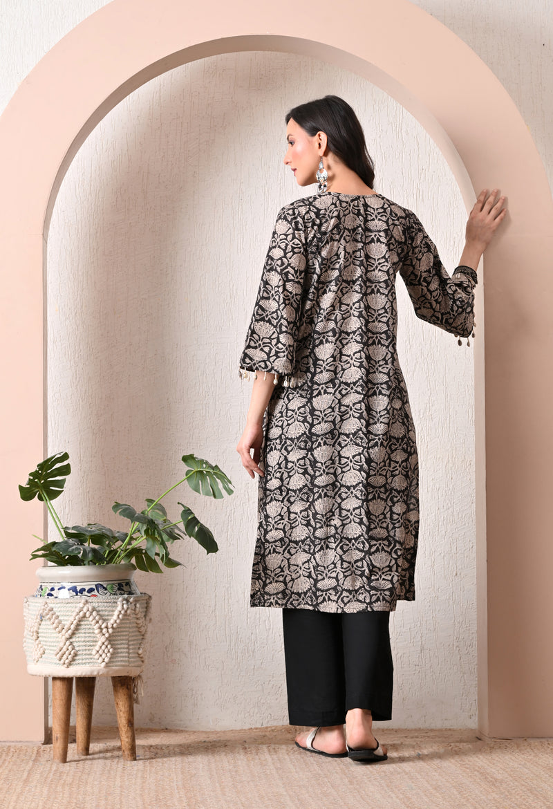 Noir Bloom A-Line Kurta With Pant