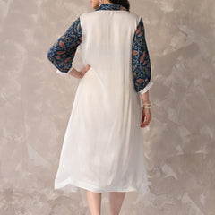 Graceful Contrast Sleeve A-Line Kurta