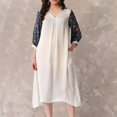 Graceful Contrast Sleeve A-Line Kurta