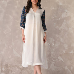 Graceful Contrast Sleeve A-Line Kurta