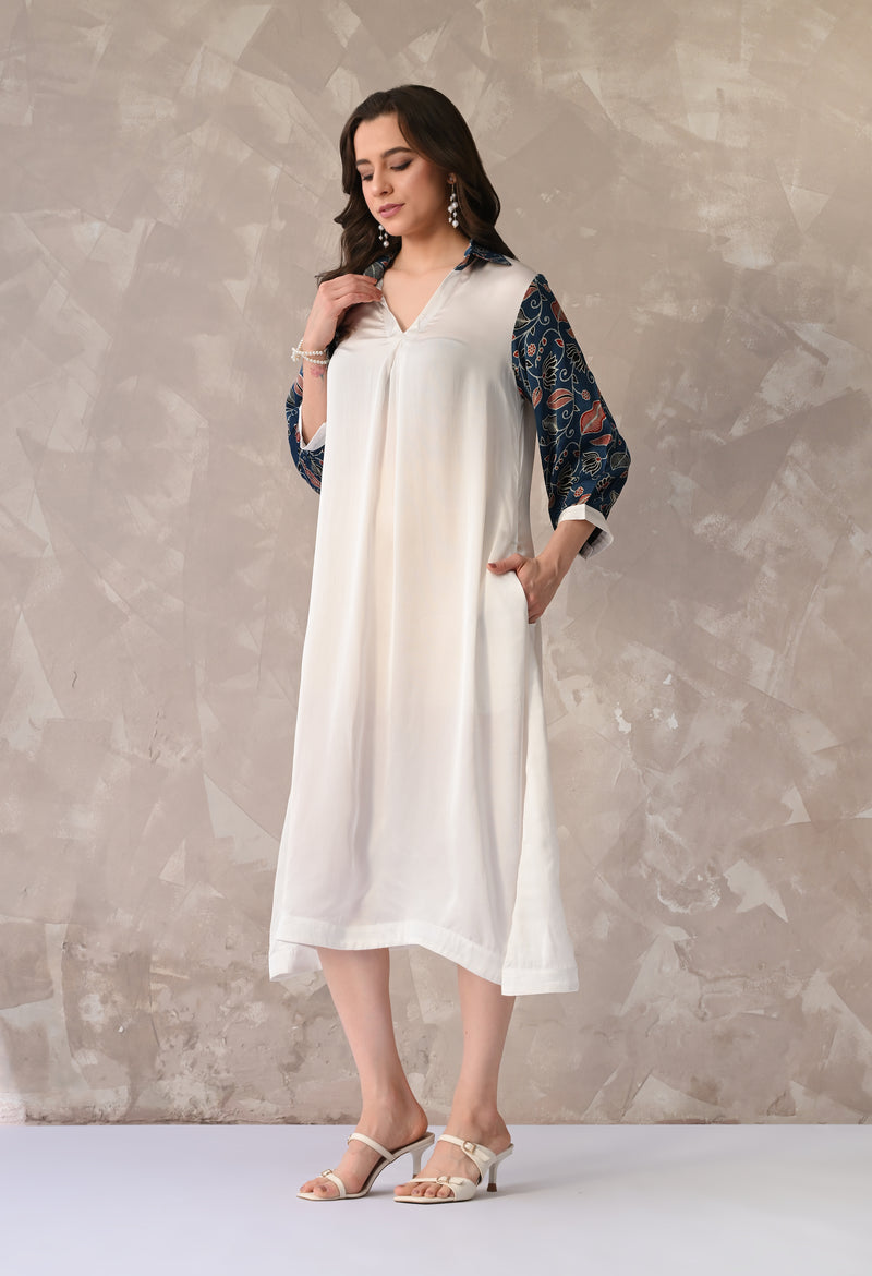 Graceful Contrast Sleeve A-Line Kurta